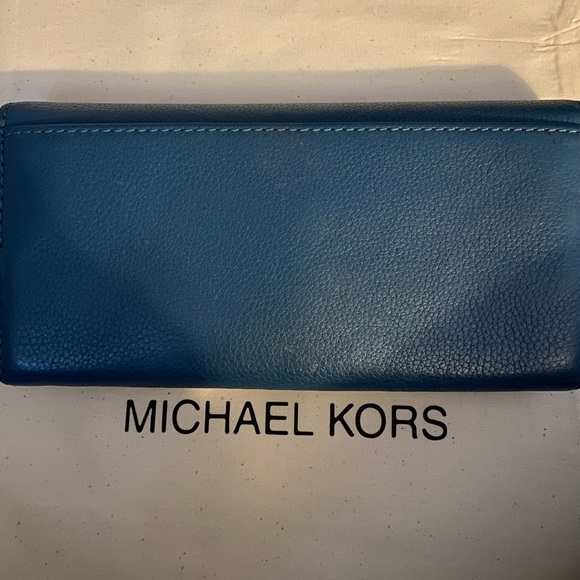 Michael Kors, Fulton Carryall Leather Flap Wallet with dust bag - Picture 6 of 6